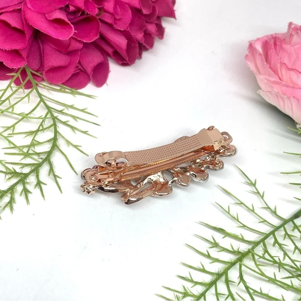 NEW⚜️Beautiful Crystal Embellished Spiral Hair Clip